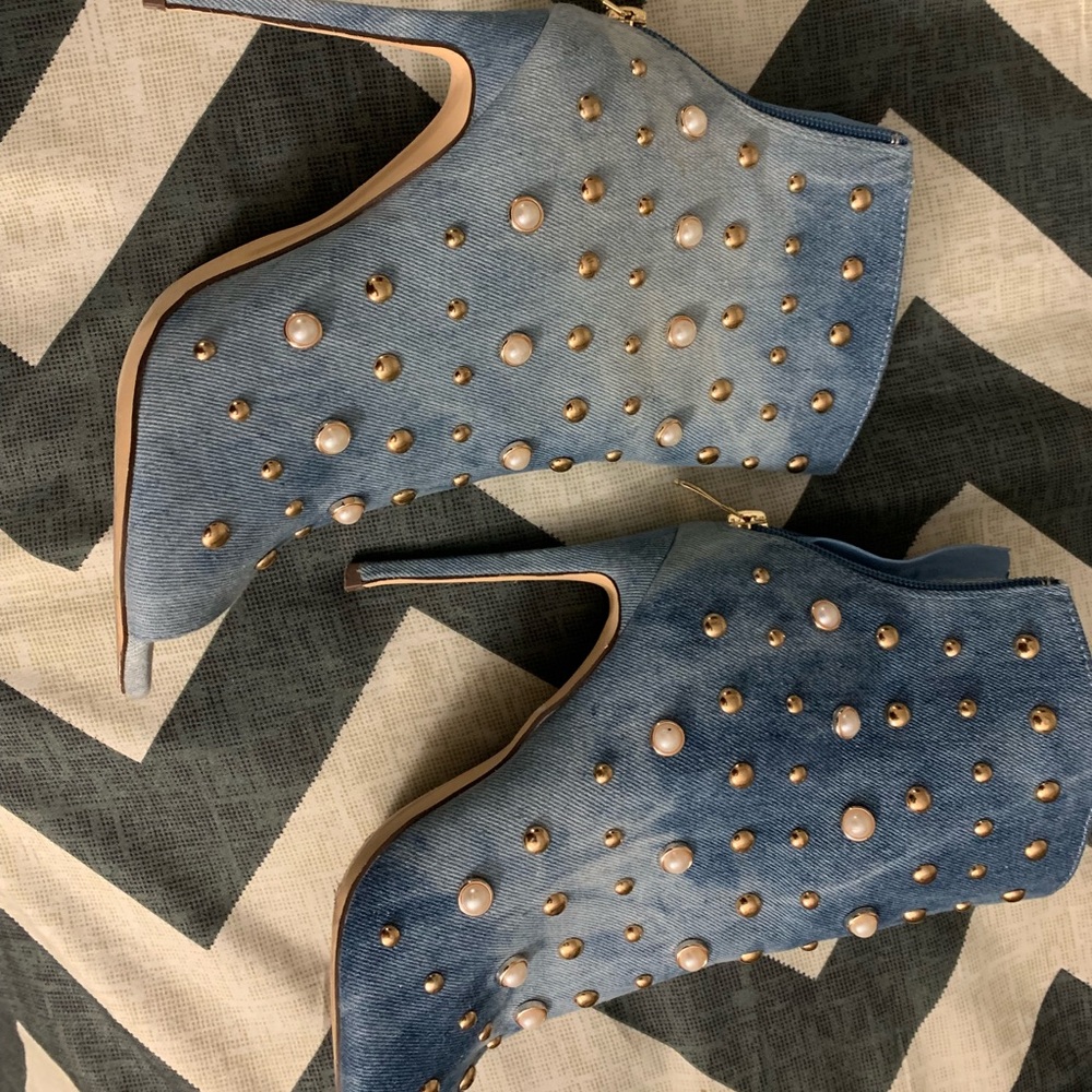 Two Pairs Of Heels. Both Only Work Once. - image 2